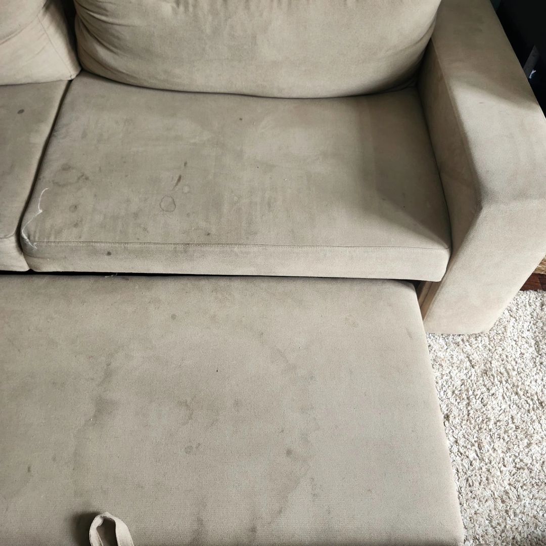 Upholstery Cleaning >