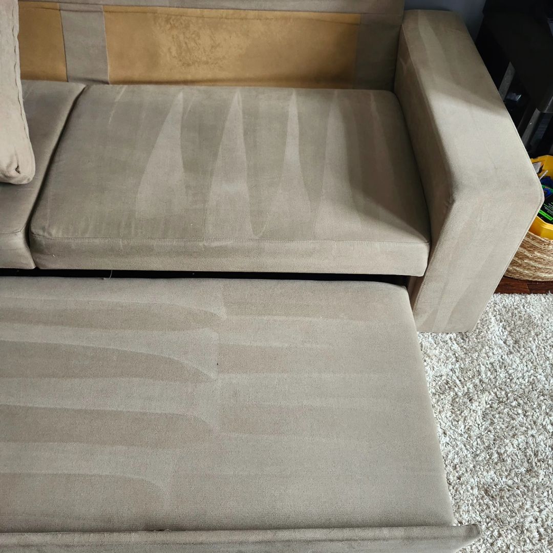 Upholstery Cleaning >