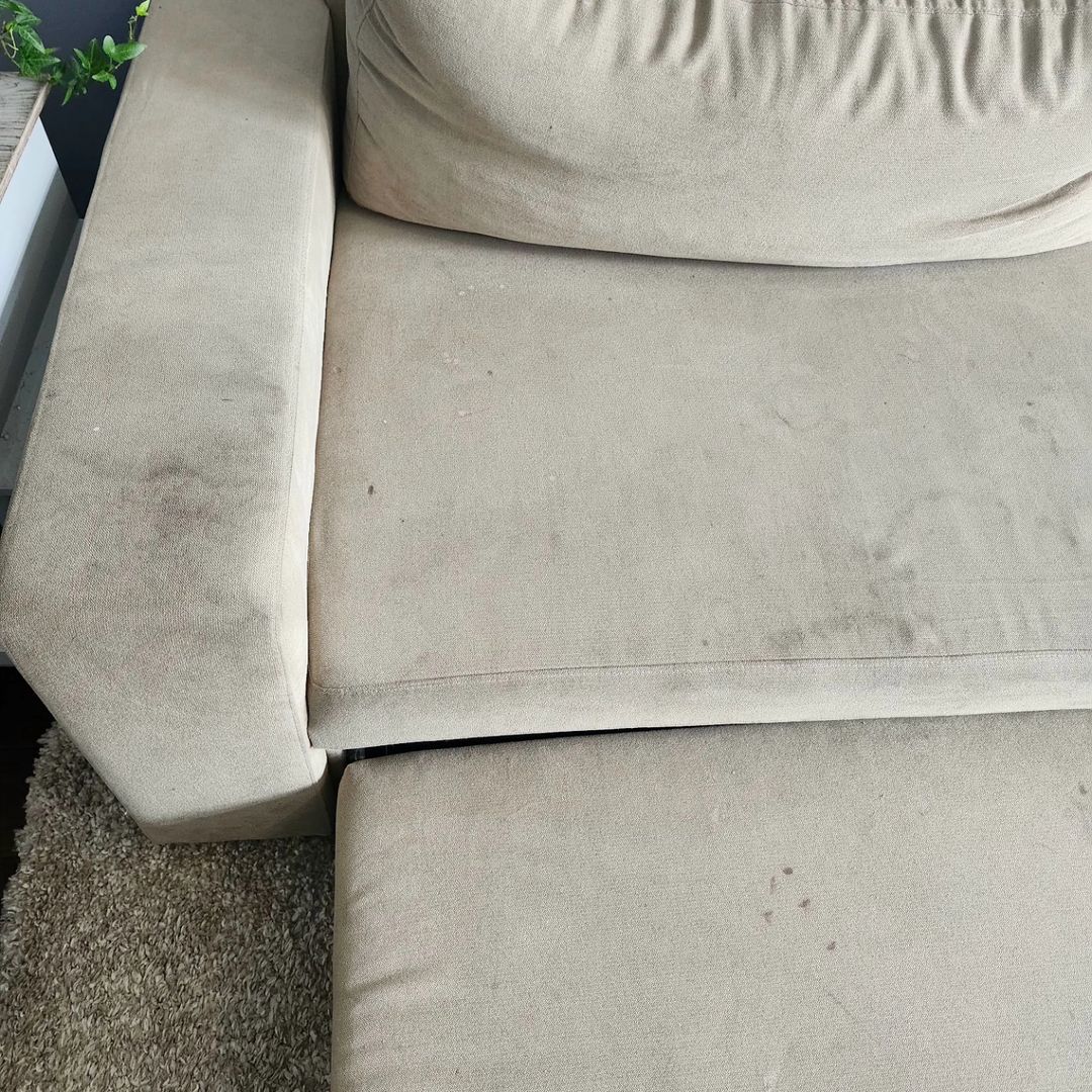 Upholstery Cleaning >