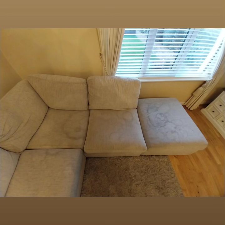 Upholstery Cleaning >