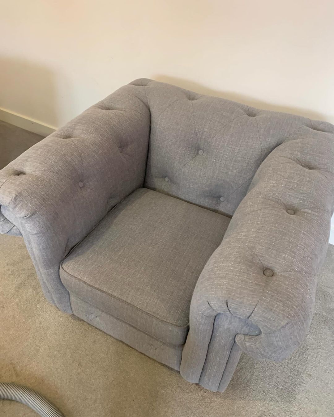 Upholstery Cleaning >