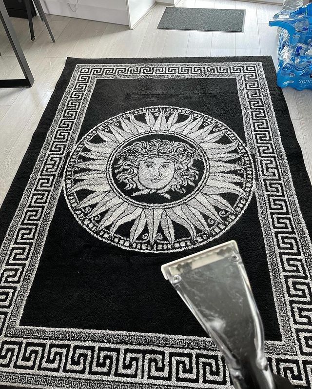 Carpet Cleaning >